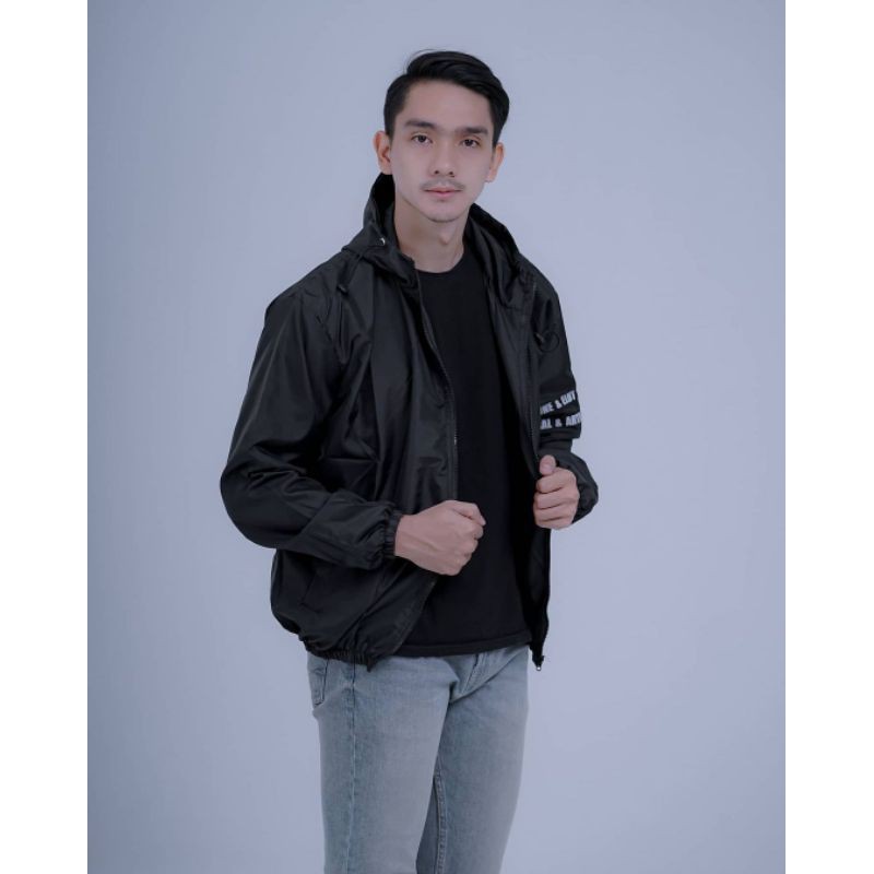 Jaket parasut Loca people // lapisan puring