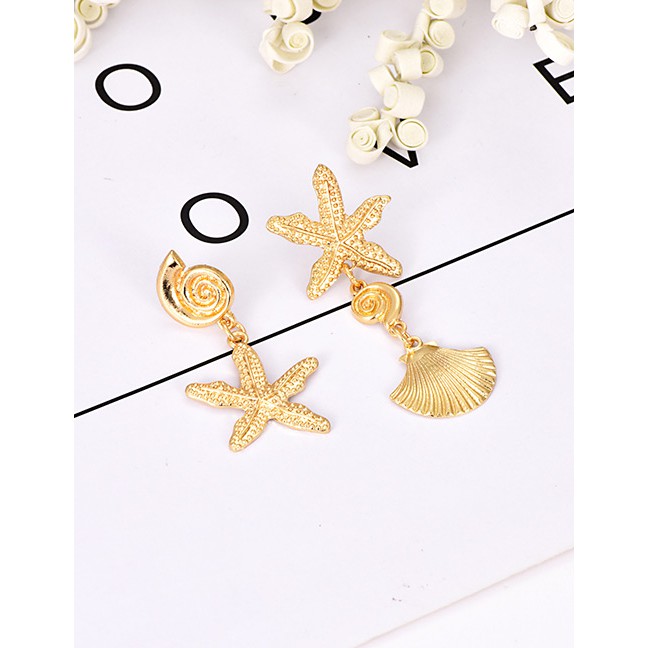 LRC Anting Tusuk Fashion Gold Alloy Asymmetric Shell Earrings F46339