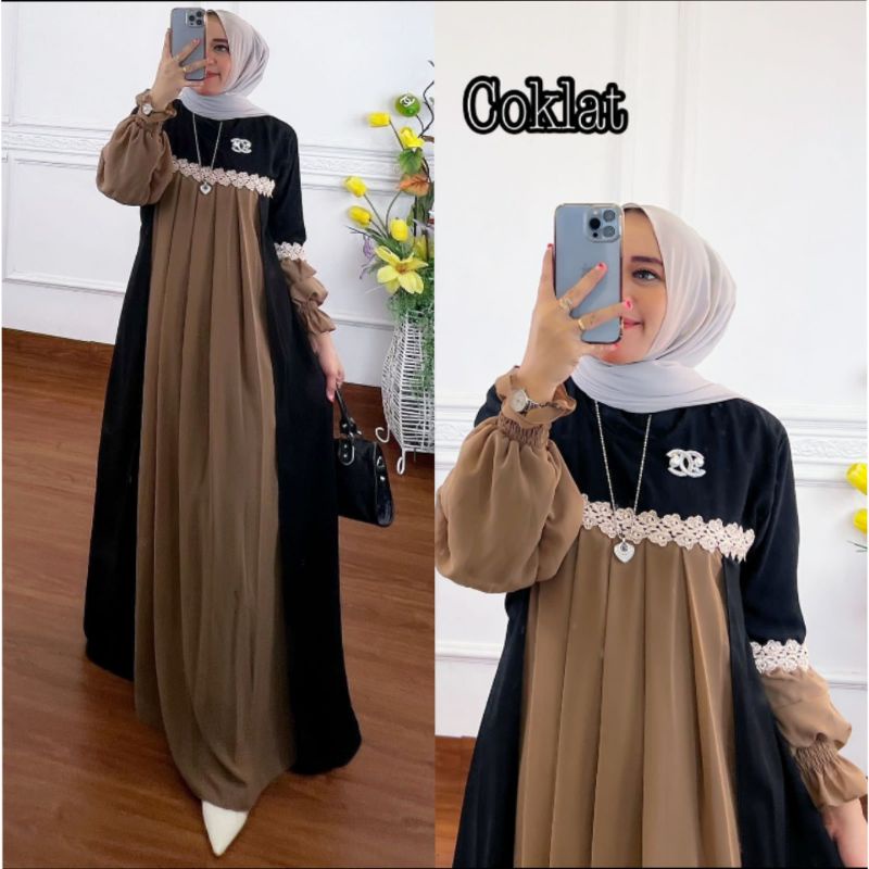 Queena Dress