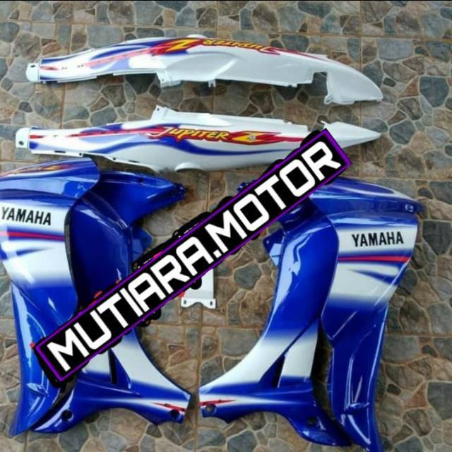 cover body belakang dan sayap depan Jupiter z 2005