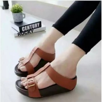 Sandal Santai Wanita Model Belt