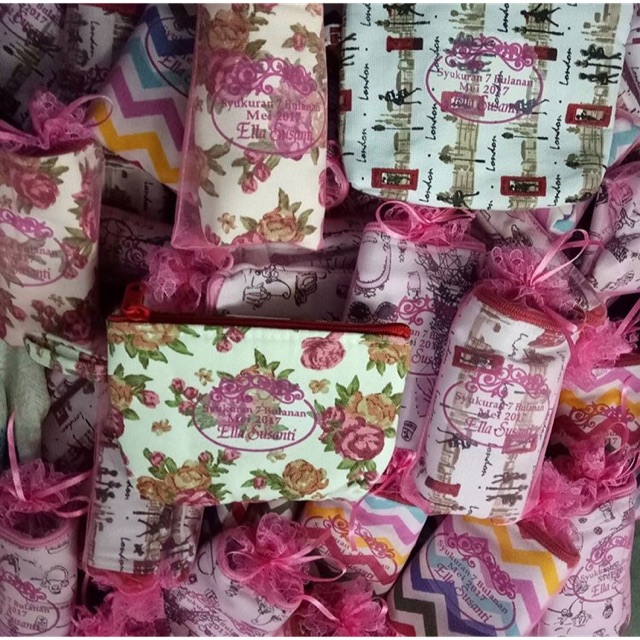 Souvenir dompet kanvas