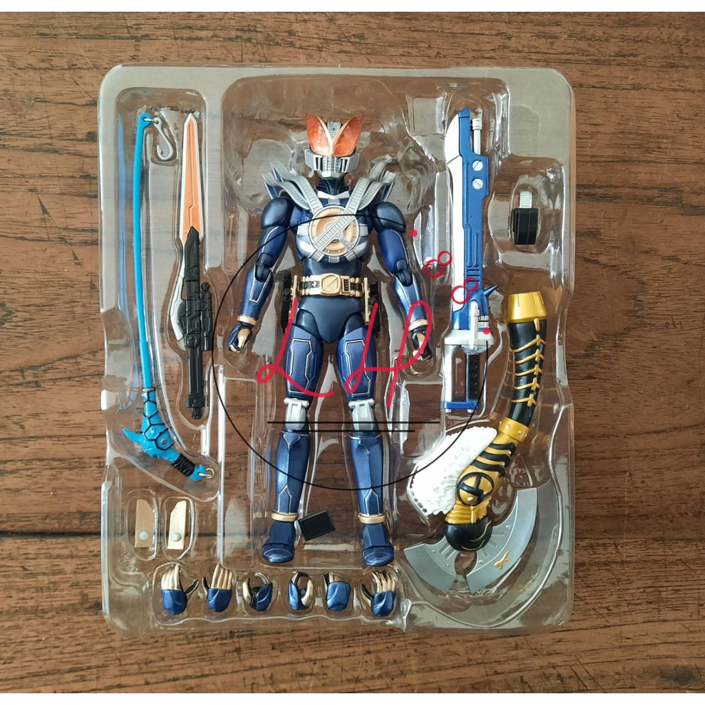 SHF bandai kamen rider new den-o strike form