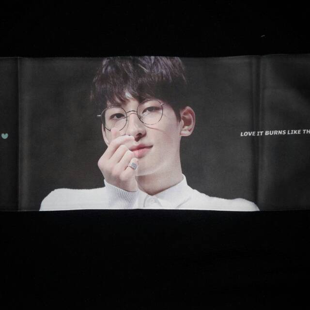 Slogan Wonwoo by Attraction_WW (Glow In the Dark)