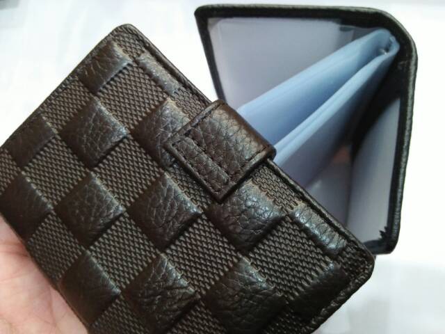 Dompet kartu kulit asli kancing emboss import