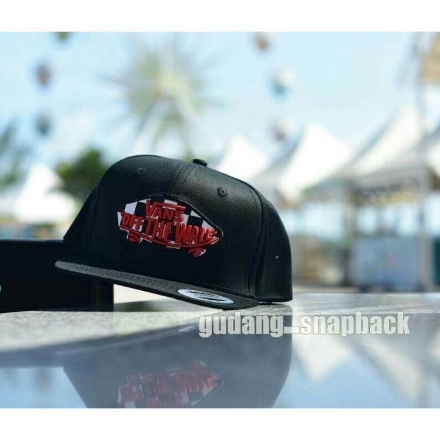 topi vans off the wall original