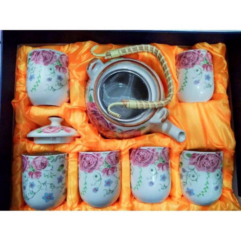 Shabby tea set ceramic (Cuci Gudang)