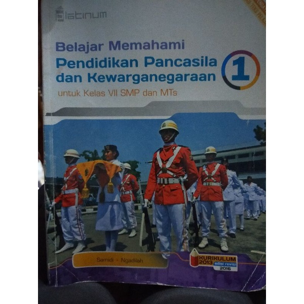 PPKN SMP Kelas 7 VII Kurikulum 2013 Edisi Revisi 2016 Platinum Penerbit Tiga Serangkai
