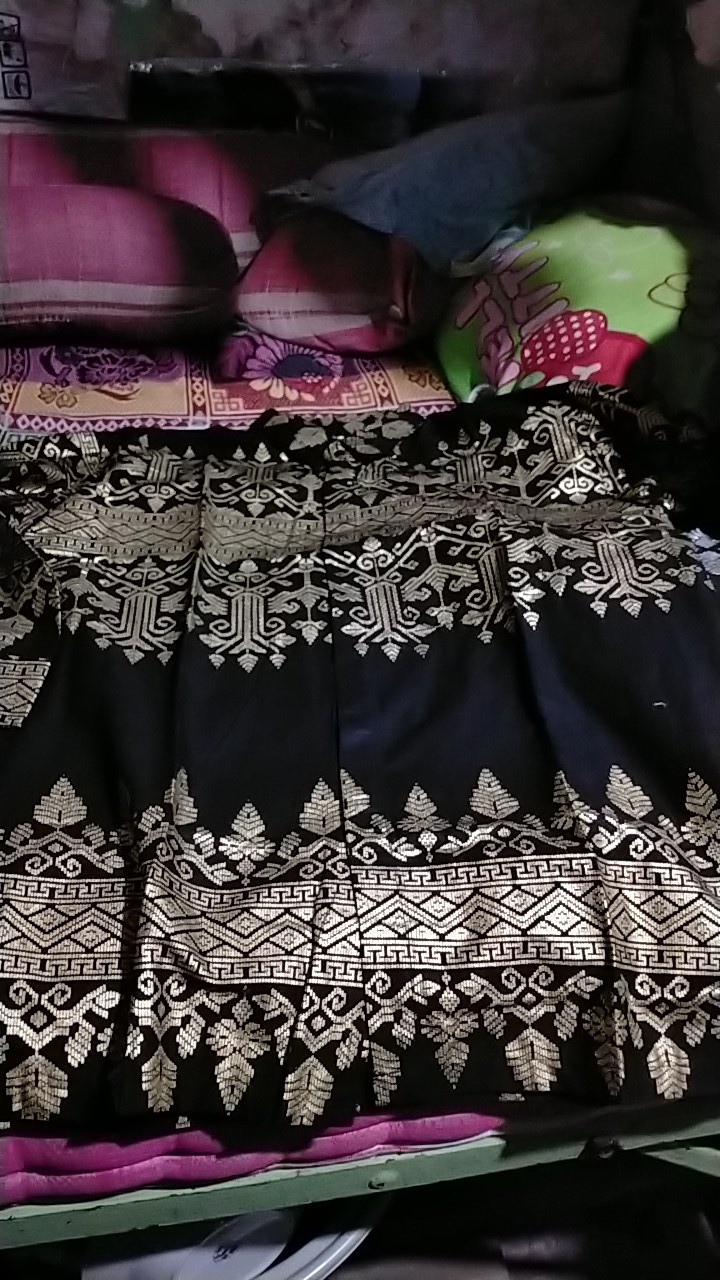 Kemeja Batik Pria Lengan Panjang Anjani Gold