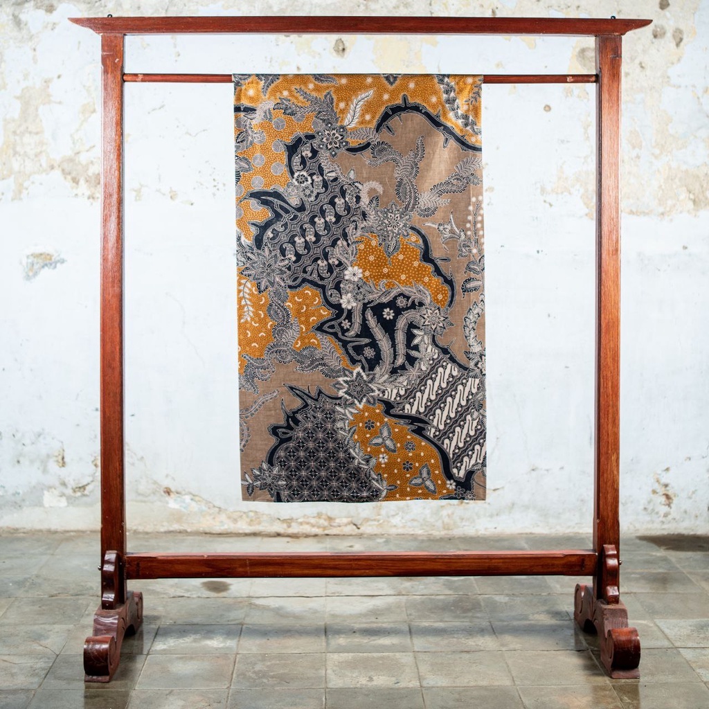 KAIN BATIK PEKALONGAN BAHAN KATUN PRINT MOTIF MERAK VELVET MERAH BIRU HITAM HIJAU 210 CM X 110 CM - 