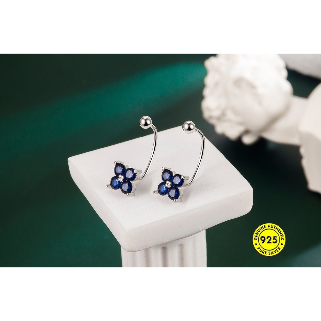 Anting Stud Bentuk Bunga Clover Empat Daun Bahan Zirkon AAA Warna Biru Untuk Wanita