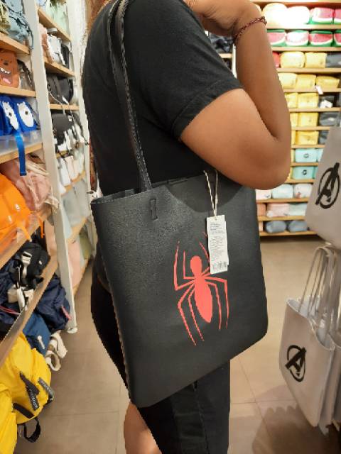 Tas Cewek/Tas Wanita/ ToteBag Marvell Miniso