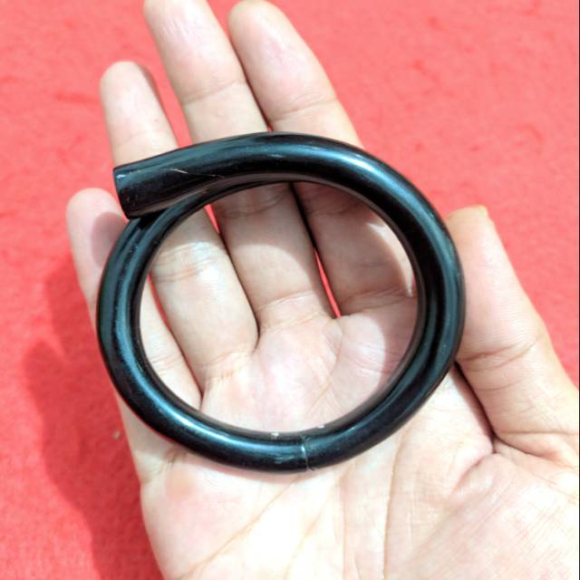 Akar Bahar Tali Arus Hitam