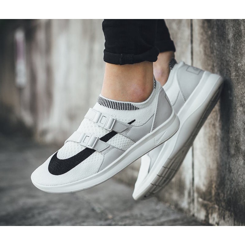 nikelab air sockracer flyknit