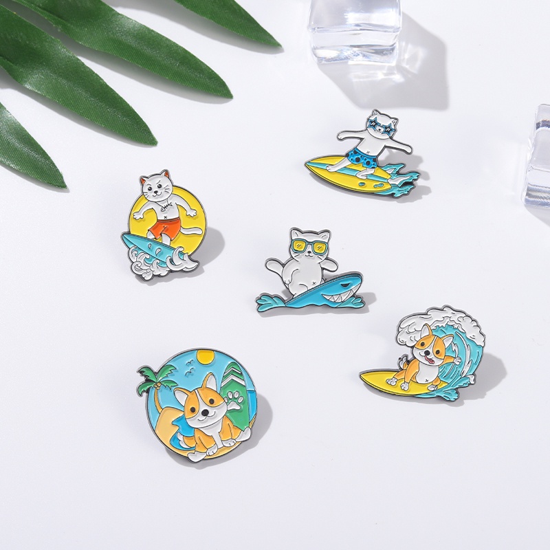 Cartoon Cat and Dog Surfing Enamel Brooch Animal Lapel Pin Backpack Badge Collection Gift for Friends