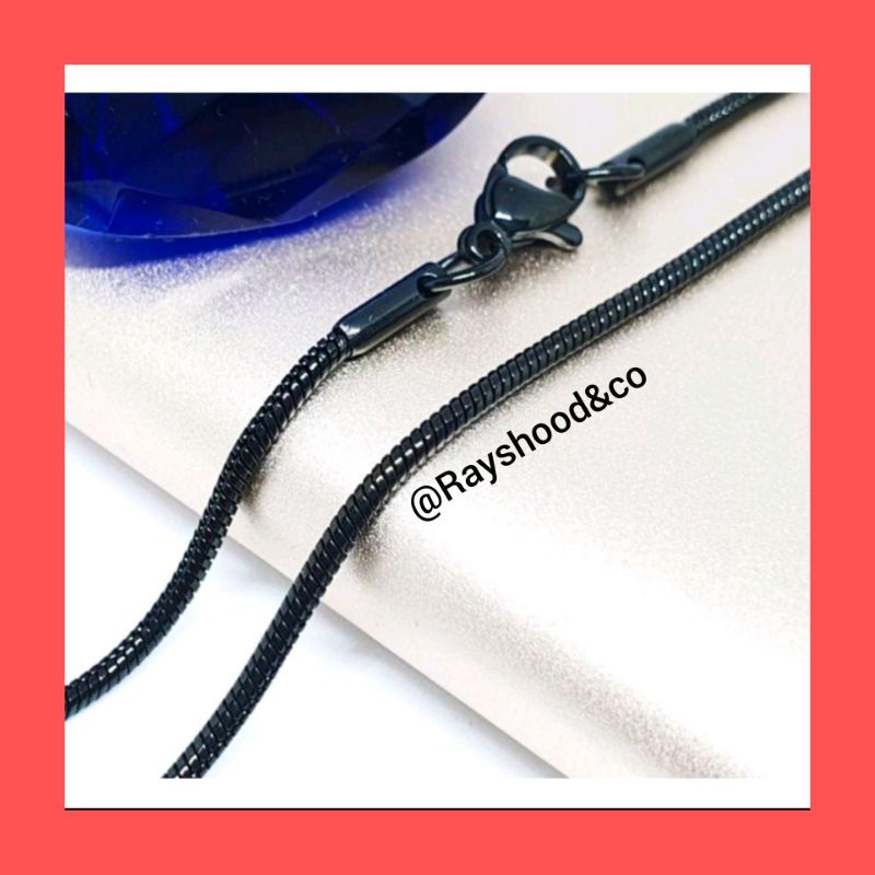 RK kalung titanium hitam bulat kalung titanium hitam pipih wanita pria kalung wanita pria anti karat