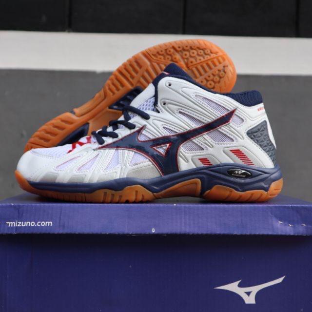 harga mizuno wave tornado 9