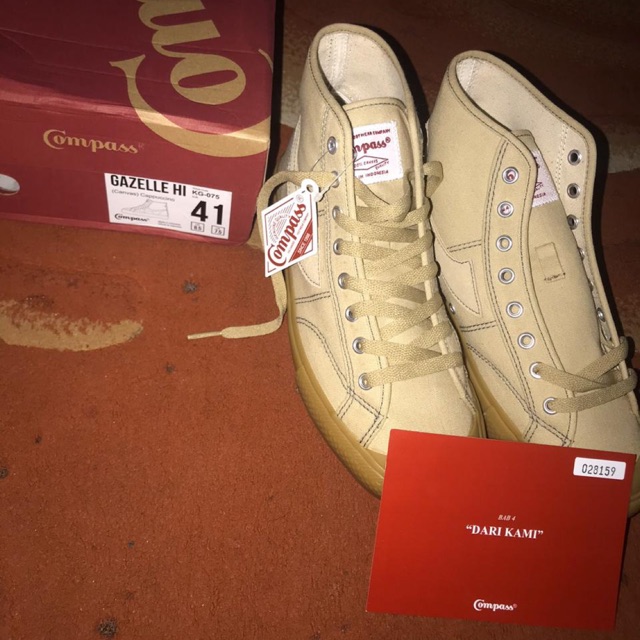 Sepatu pria