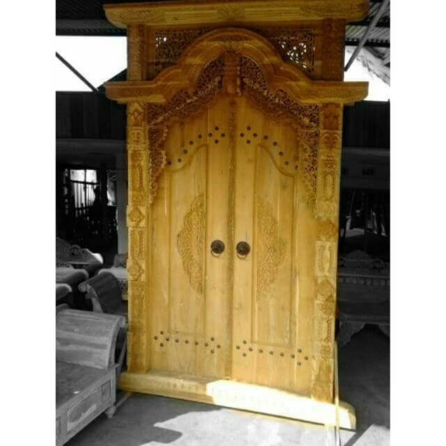 Kusen rumah / gapura gebyok