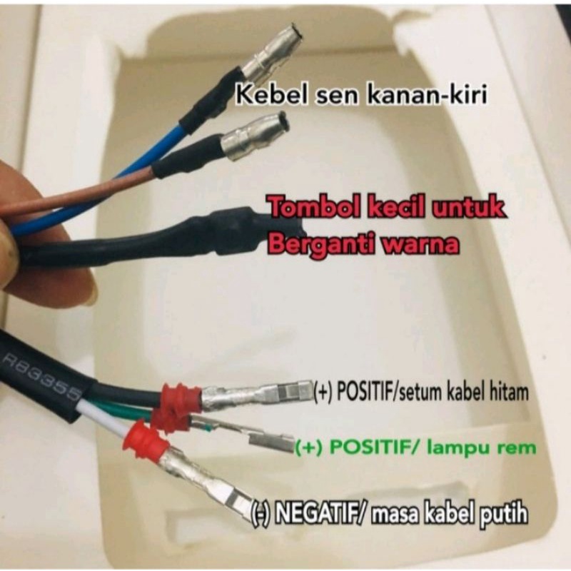 lampu stop belakang r15 v3 3in1 lampu stop belakang r15 v3 3in1 r15 v3 (PNP)