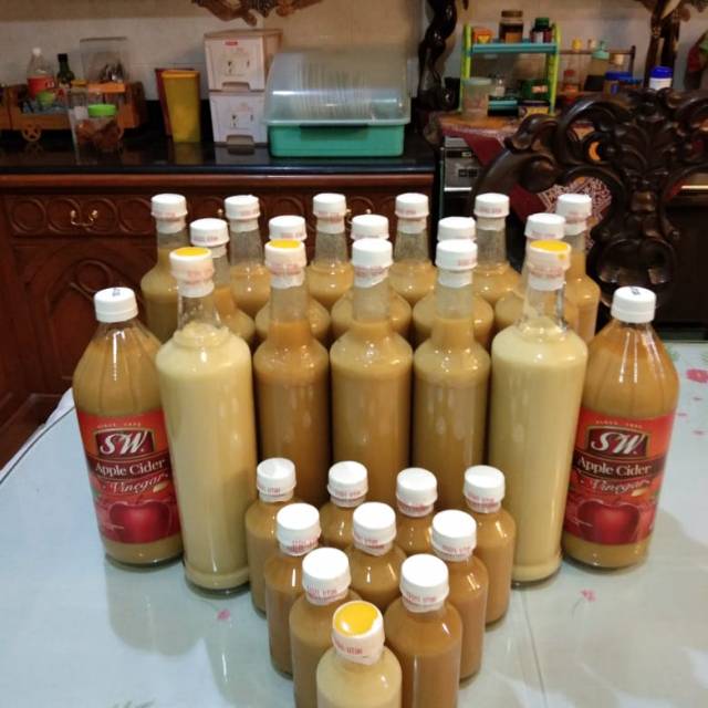 

Jus herbal - bawang tunggal, madu, cuka apel, jahe merah, lemon