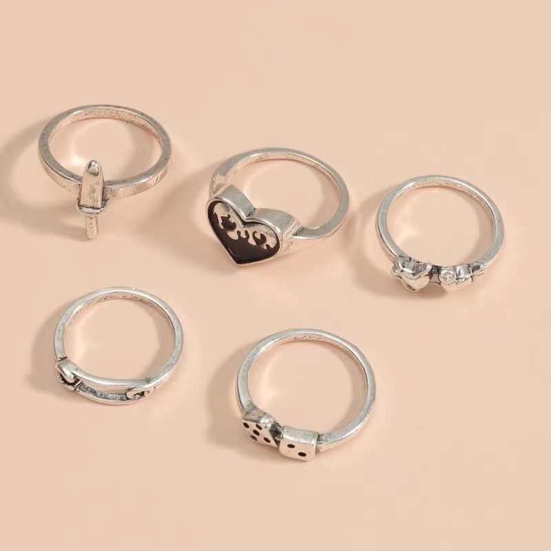5pcs / Set Cincin Bahan Metal Gaya Retro / Simple / Unik / Hip Hop Untuk Pria / Wanita