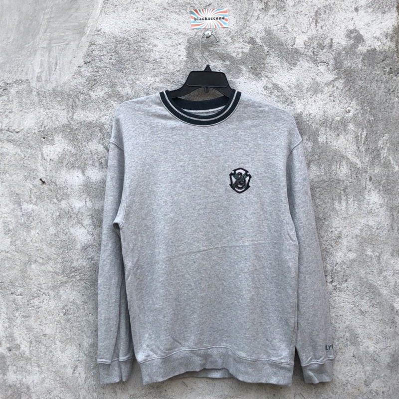 crewneck spao second