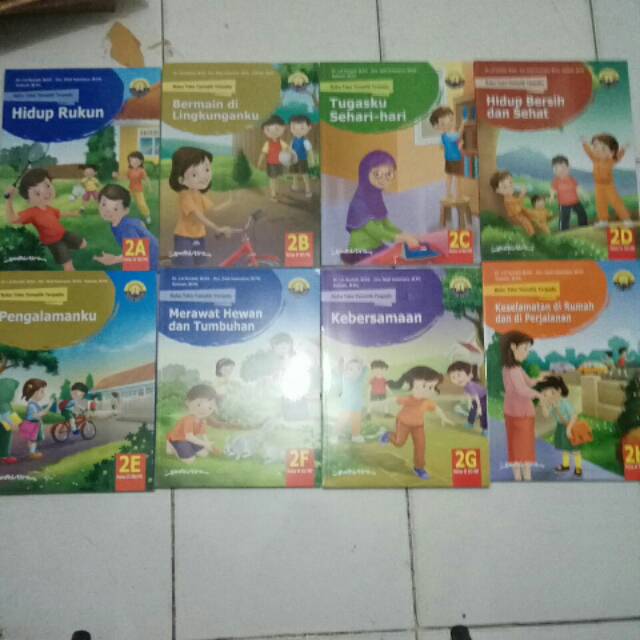 Buku teks Tematik Terpadu untuk SD kelas 2 (paket 2a s/d 2h)