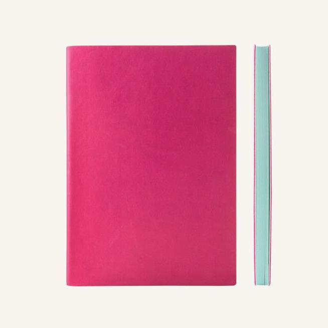 

DAYCRAFT - SIGNATURE GRID NOTEBOOK A5 MAGENTA Kode 1337