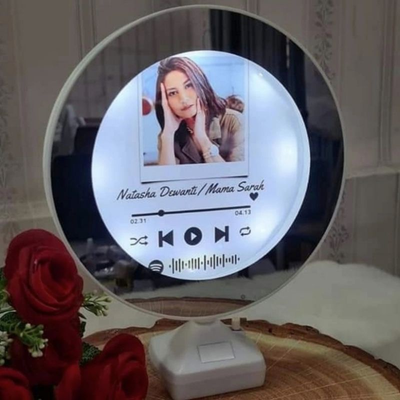 SEHARI JADI Spotify cermin mirror kaca magic ajaib frame foto lampu LED hadiah kado gift custom ulta