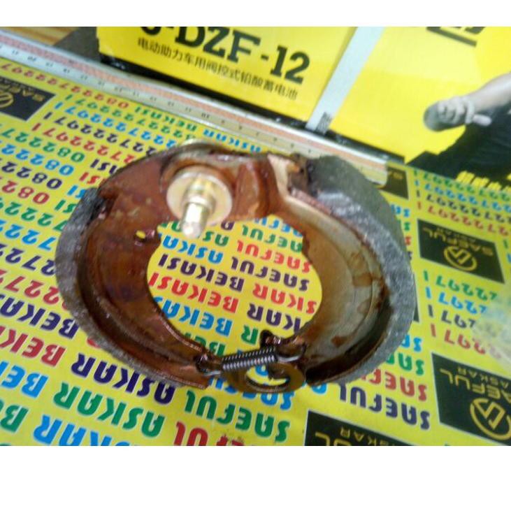 Kampas Rem Belakang Tromol Sepeda Liik Selis E-Bike  Super  Scooter 