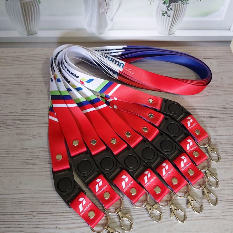 

Lanyard PERTAMINA | CIMB Niaga | Free Design Suka" | Bisa Costume