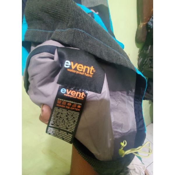 jaket autdor lowe alpine second