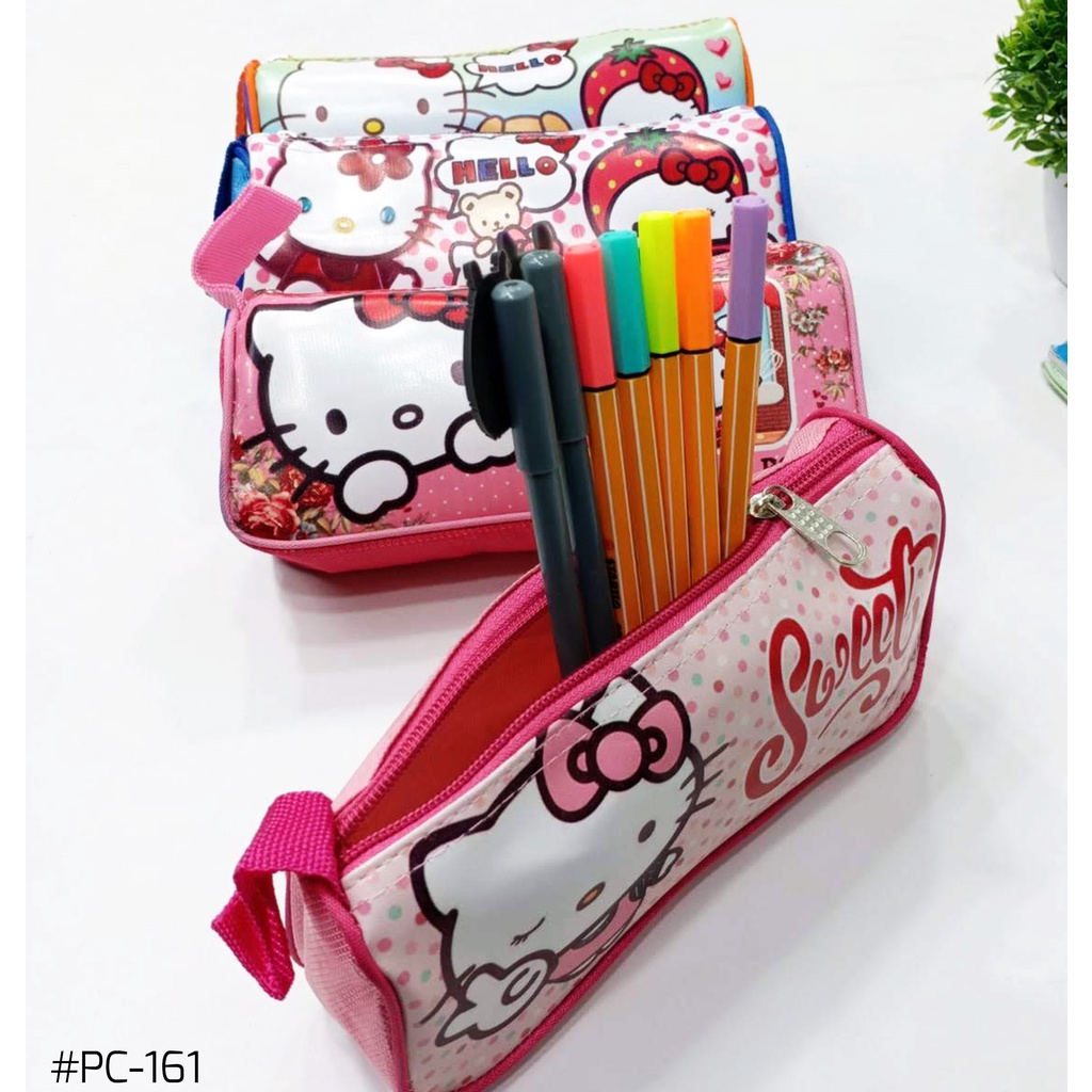 

TEMPAT PENSIL KARAKTER HELLO KITTY / ALAT TULIS / ALAT PERLENGKAPAN KANTOR