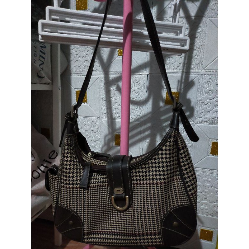 TAS SHOULDER KOTAK COKLAT