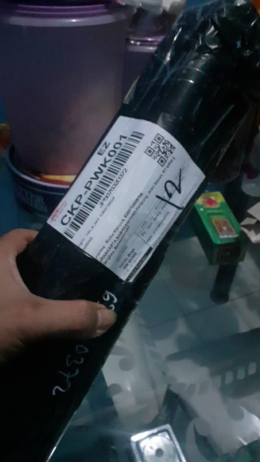 Wallpaper Dinding Garis Biru