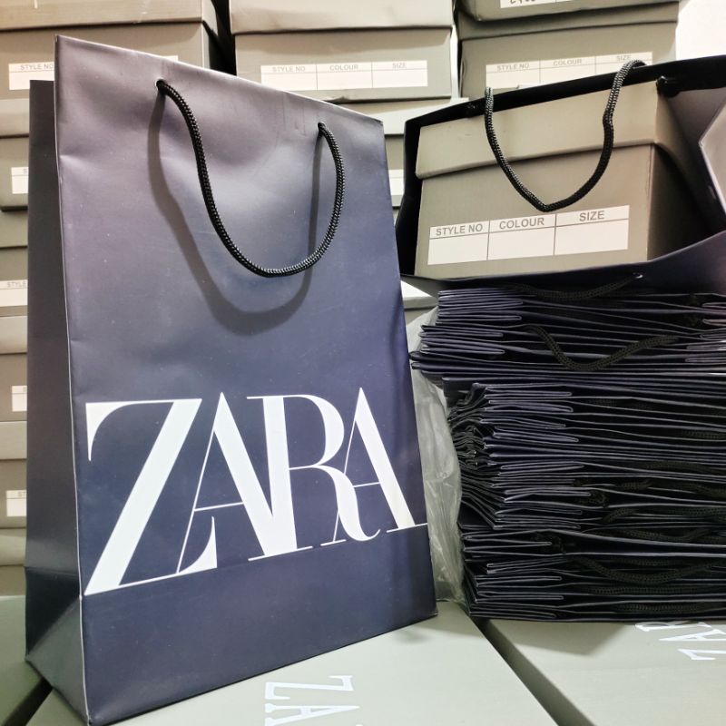 

Paper bag Zara