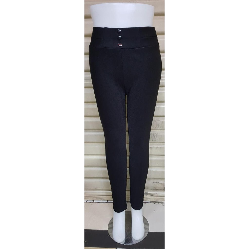 Celana Jegging Hitam Kancing