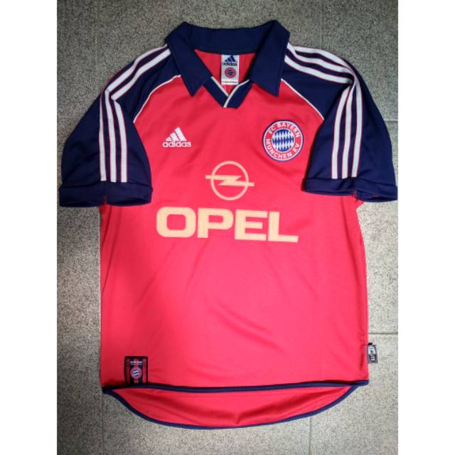KW A3 - Bayern Munich Home 2001-02 (second) Excellent