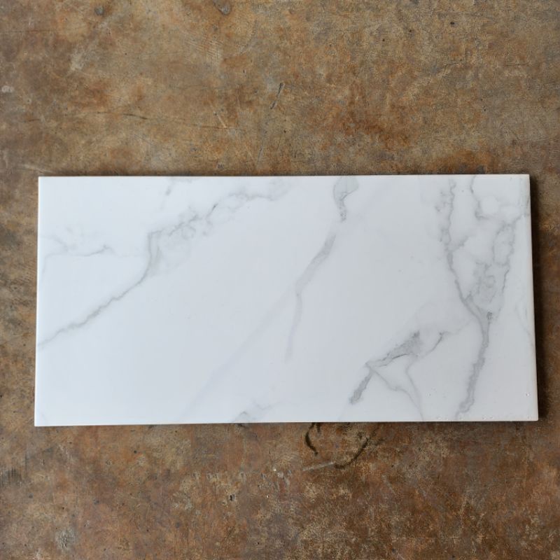 KERAMIK DINDING DAPUR KAMAR MANDI KIA BERYL WHITE 25X50 KW1