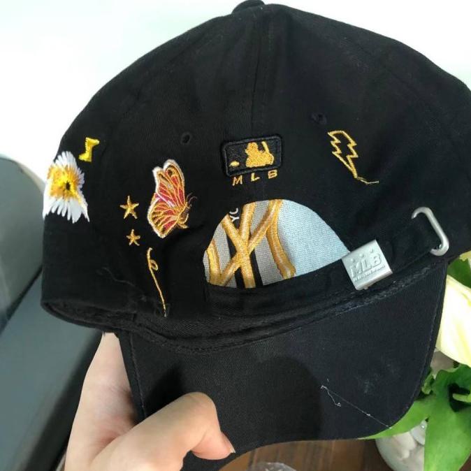 Diskon 100% Original Topi New York Mlb Yankees Baseball Gold Cap Hat - Hitam