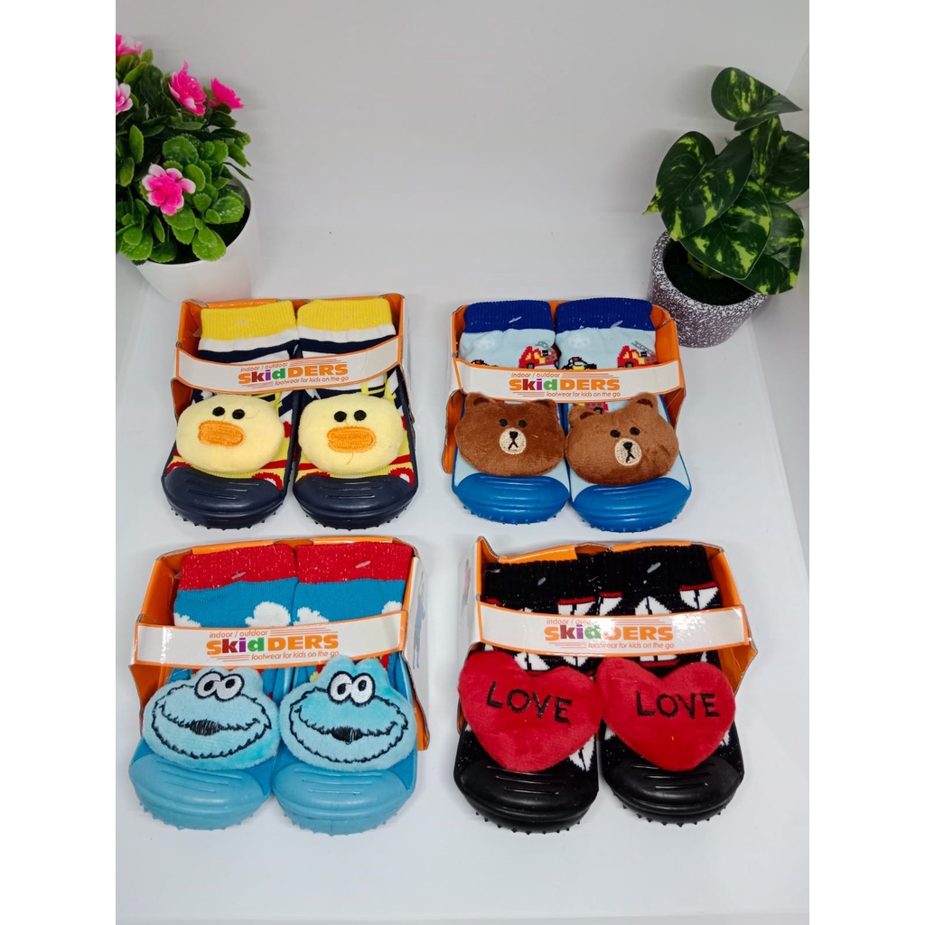 Skidder Prewalker Shoes /Sepatu Bayi Alas Karet Boneka lucuu