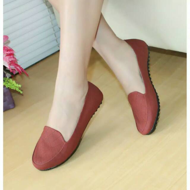 Wanita elegan Gratica flat shoes