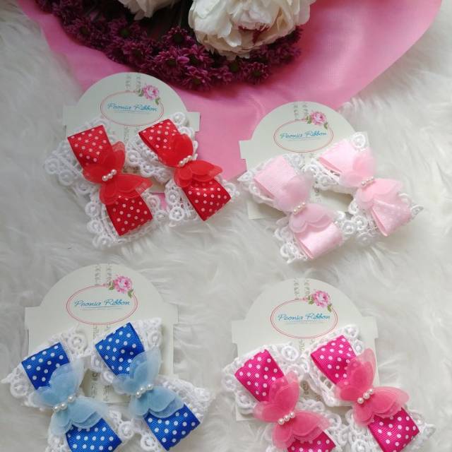 

Butterflies clip"