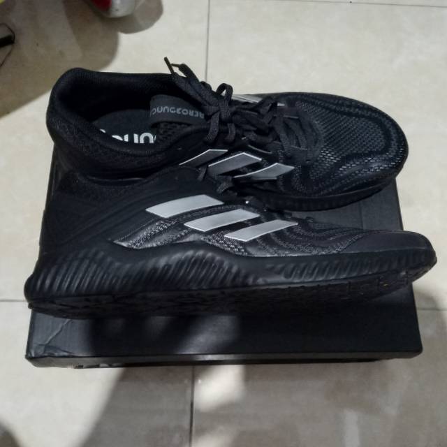 adidas aerobounce st m