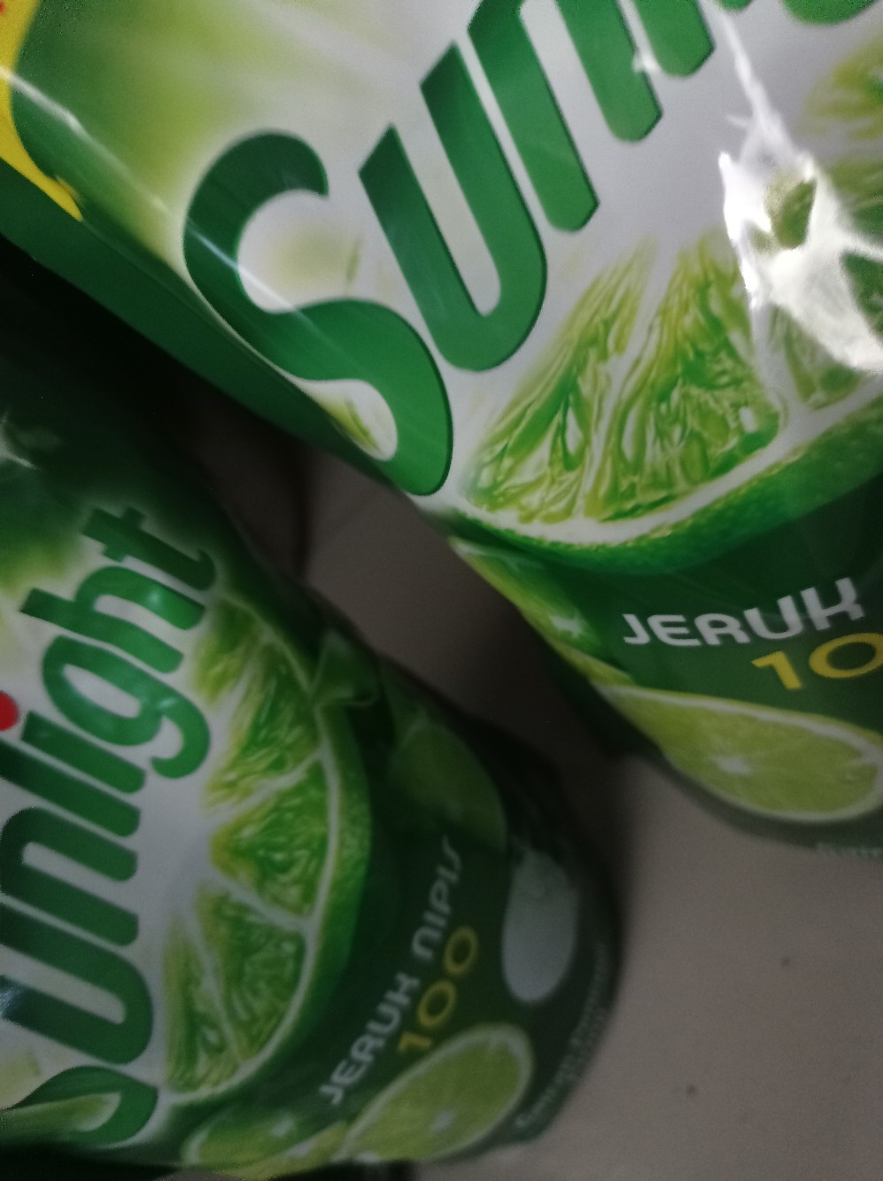 Sunlight Sabun Cuci Piring Jeruk Nipis