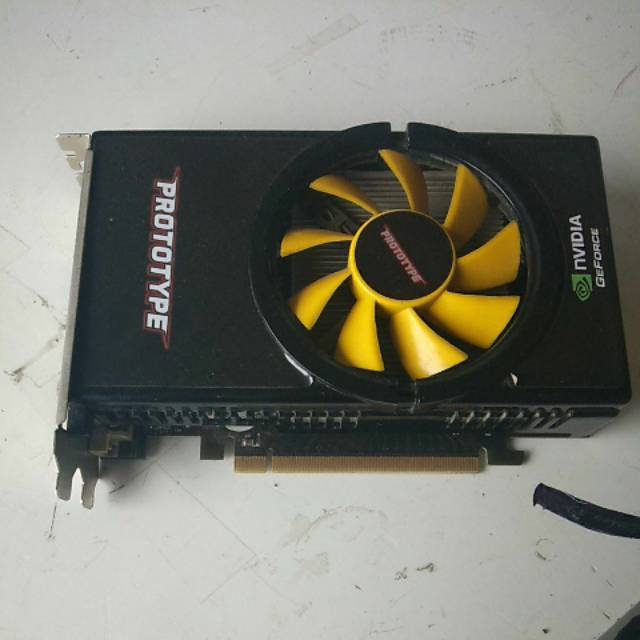 VGA  NVIDIA GEFORCE