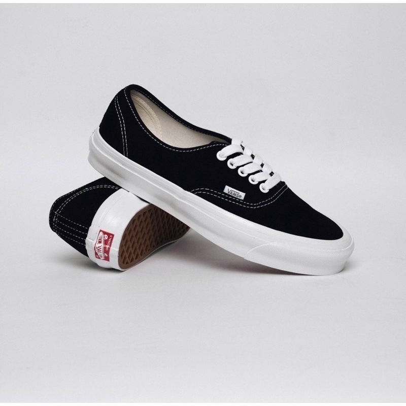 V4ns Vault OG Authentic Black White Original