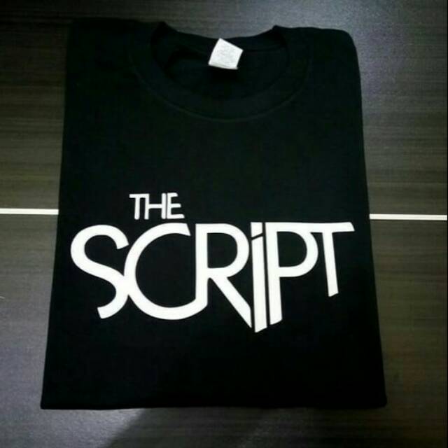 Kaos Costum Cutting the script