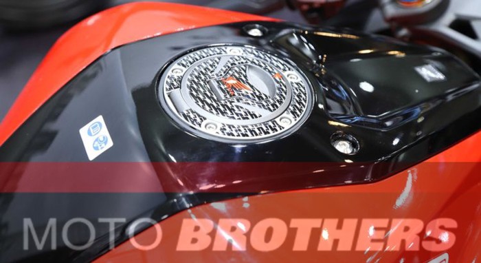 COVER TUTUP TANGKI TENGKI / FUEL LID PAD CBR150R CBR 150 R 2021